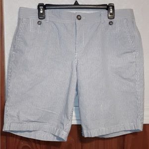 Women’s Dockers Bermuda shorts. Blue and white striped NWOT.
